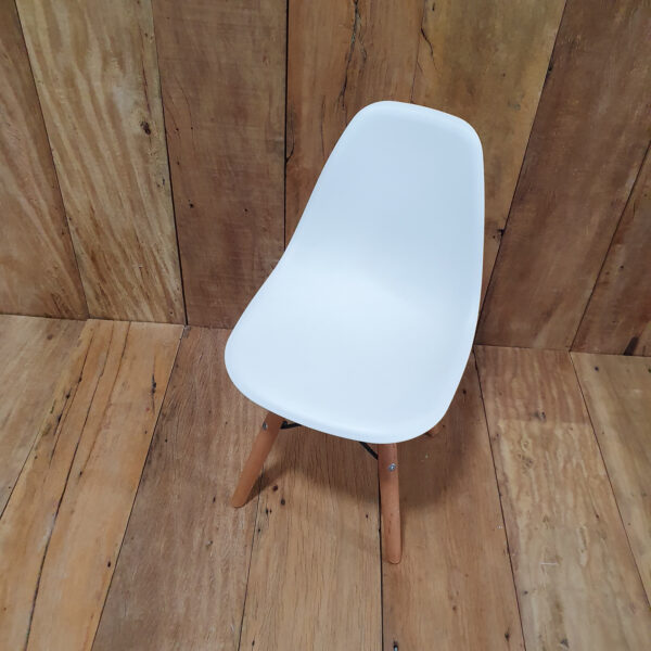 Cadeira Infantil Eames Branca - Imagem 2